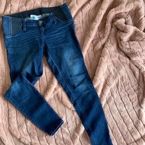 Maternity skinny jeans size 2